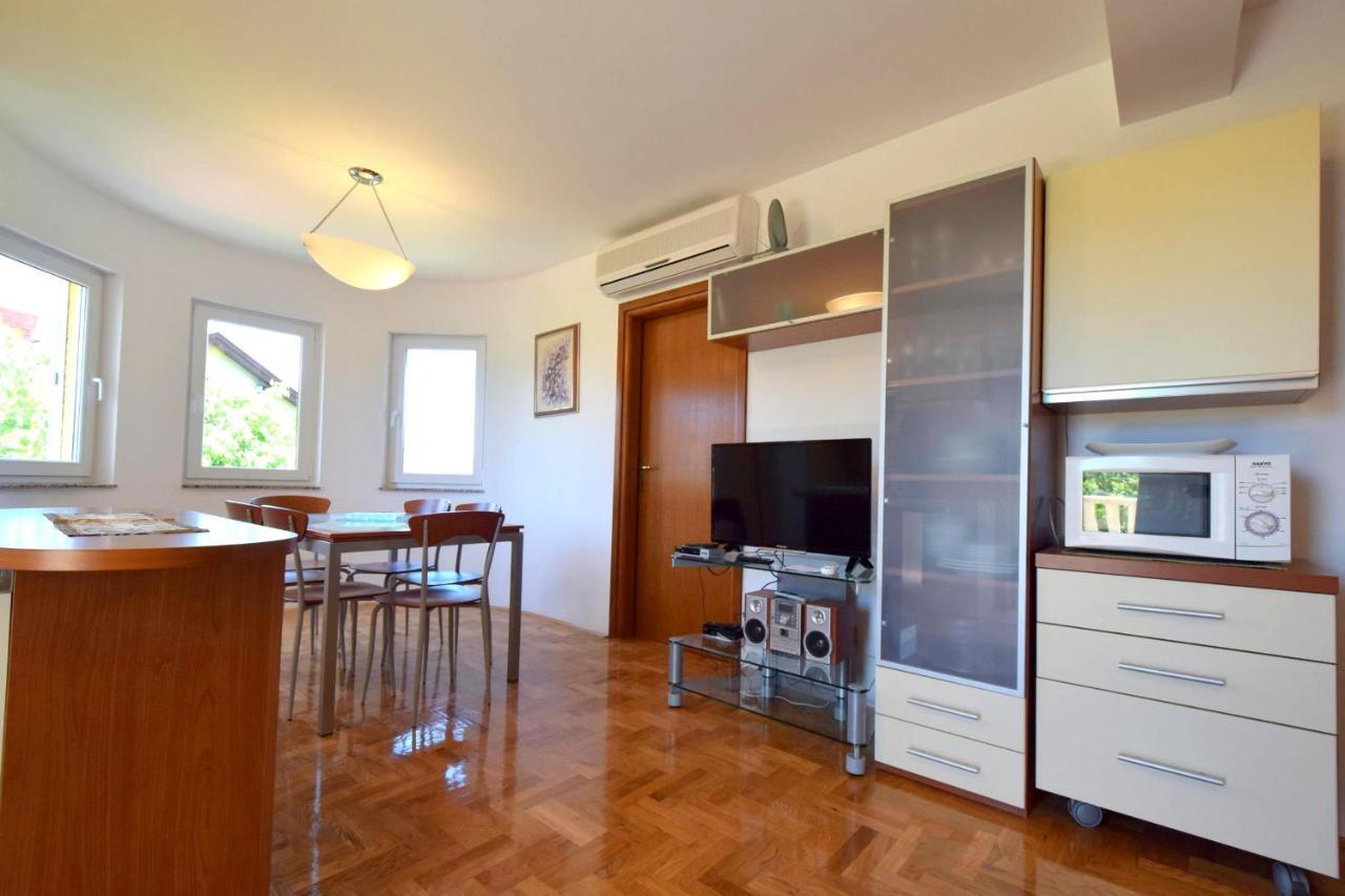 Apartment Mirela マリンスカ エクステリア 写真